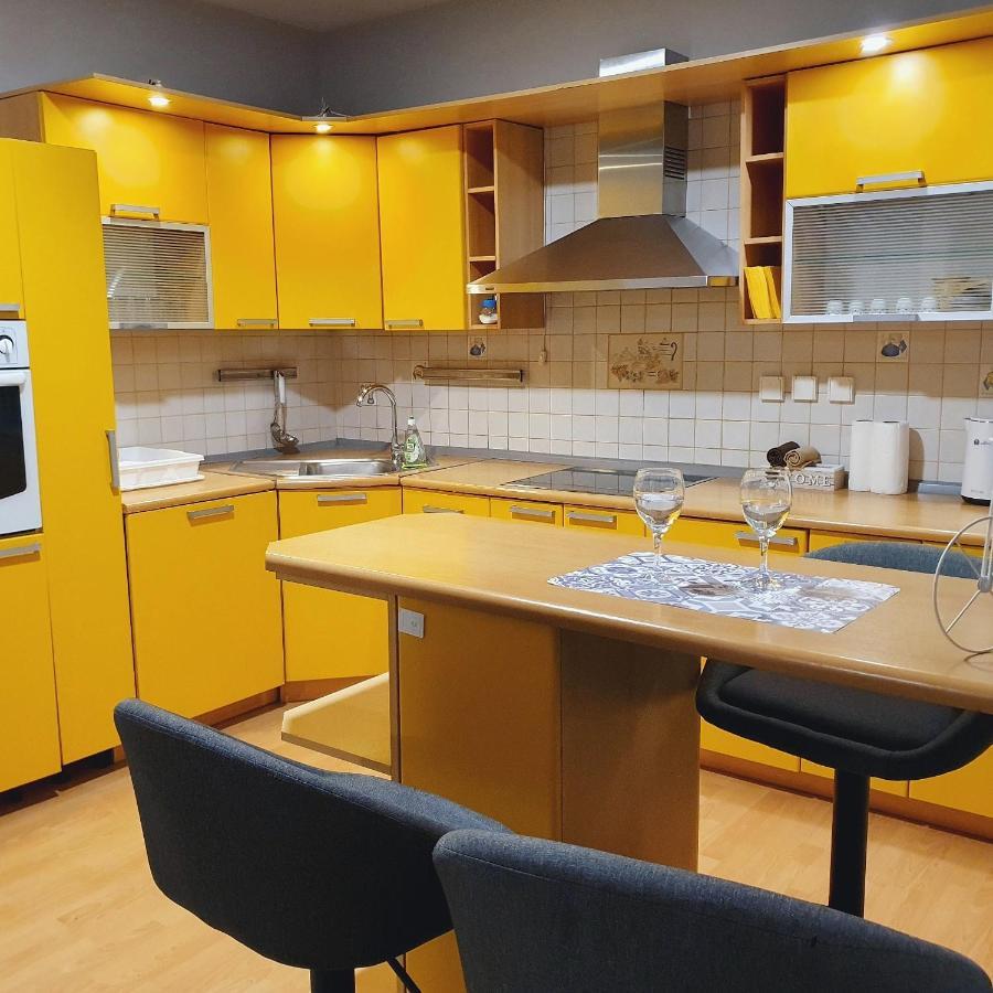 Apartments Arna Високо Экстерьер фото