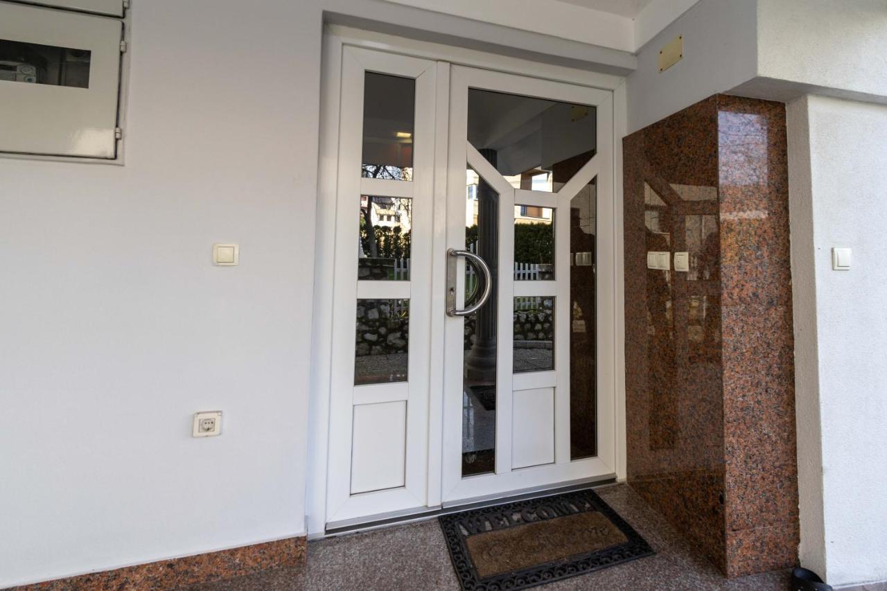 Apartments Arna Високо Экстерьер фото